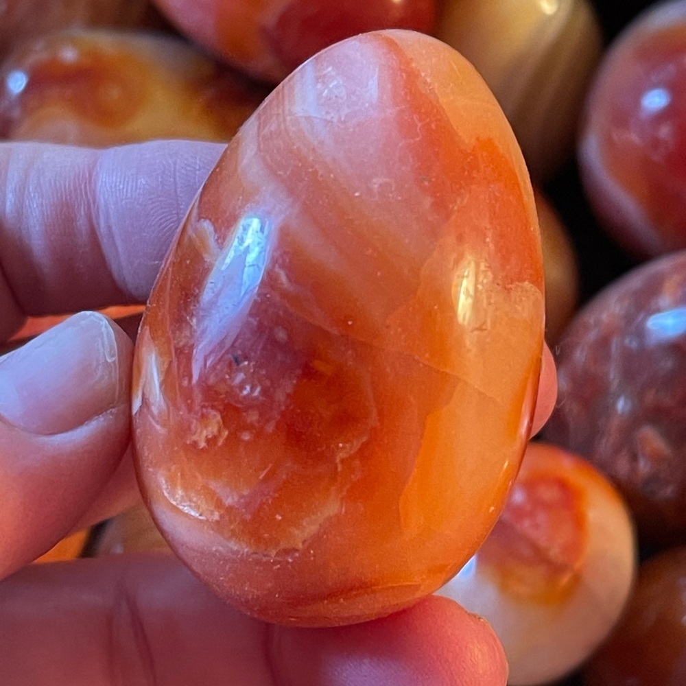 Genuine Carnelian gemstone eggs - Picture 11 of 13